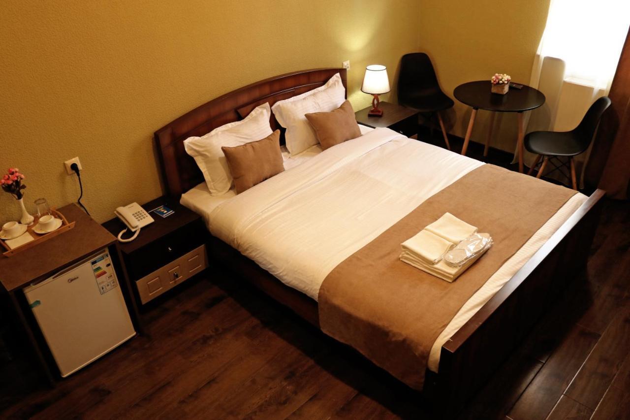 Sisno Hotel 第比利斯 外观 照片